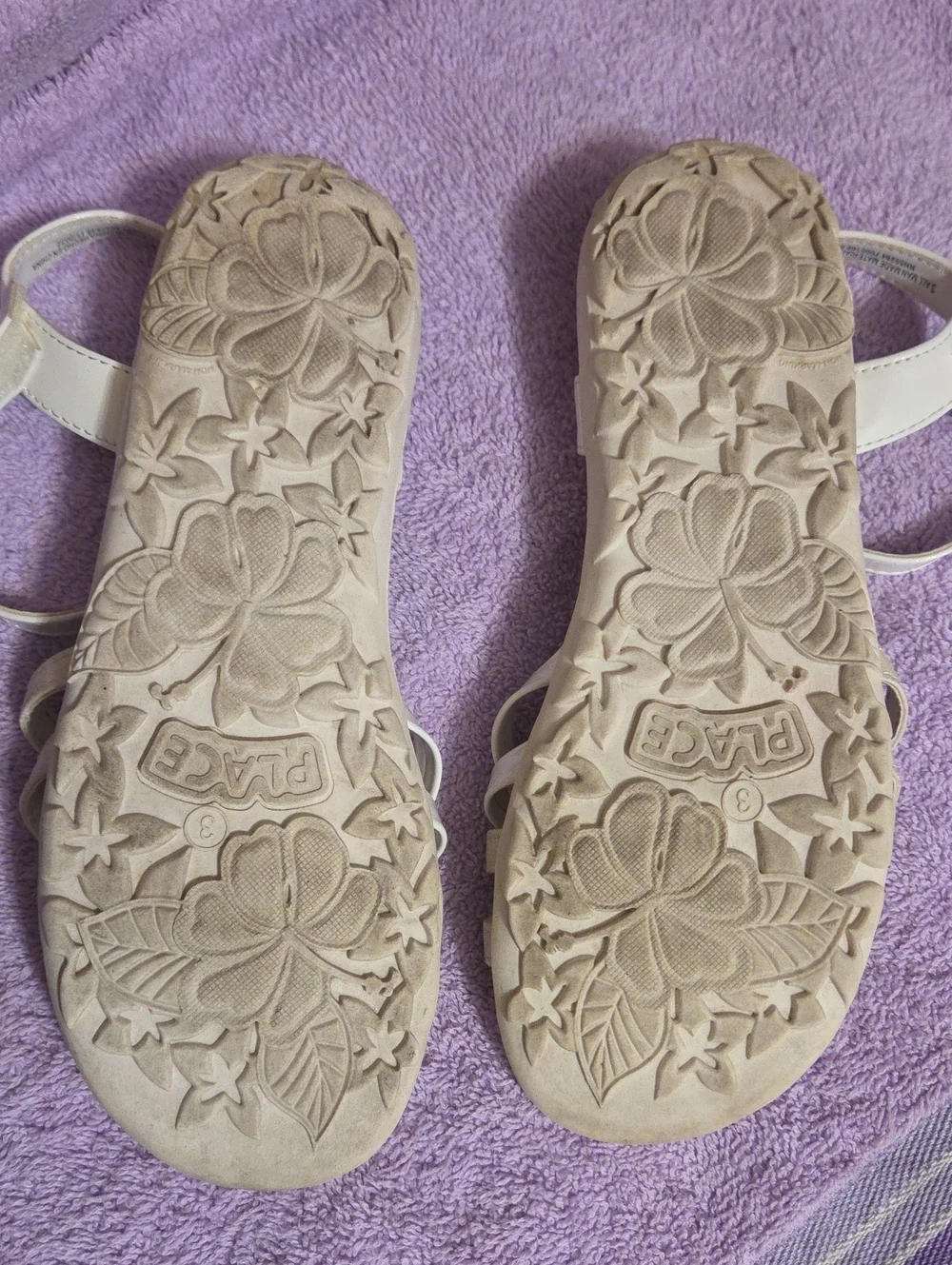 Childrens Place Girls Sandals White /Sparkly Size 3